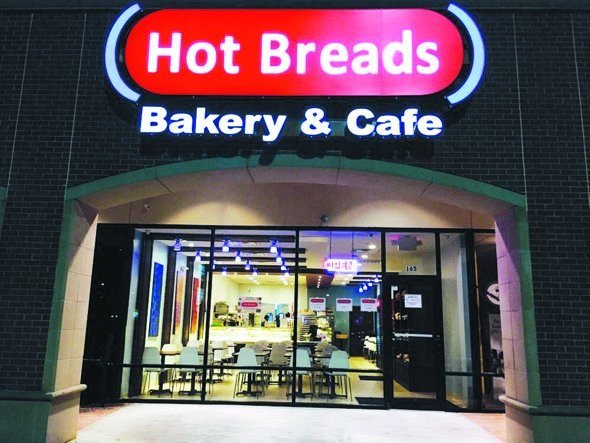 Hot Breads Bakery & Café