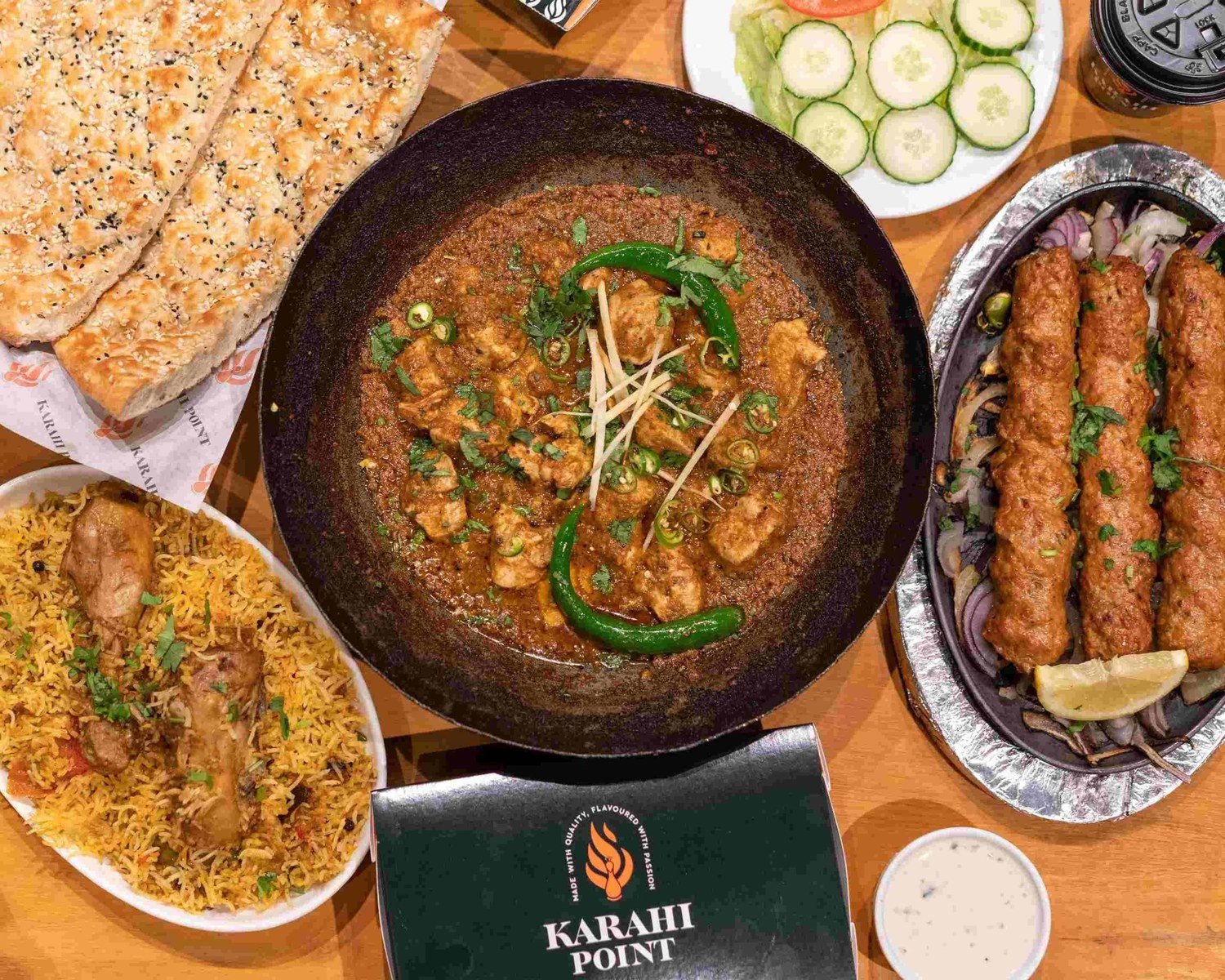 Karahi Boys (Plano)