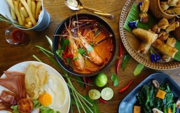 Noor Cafe Mediterranean Restaurant